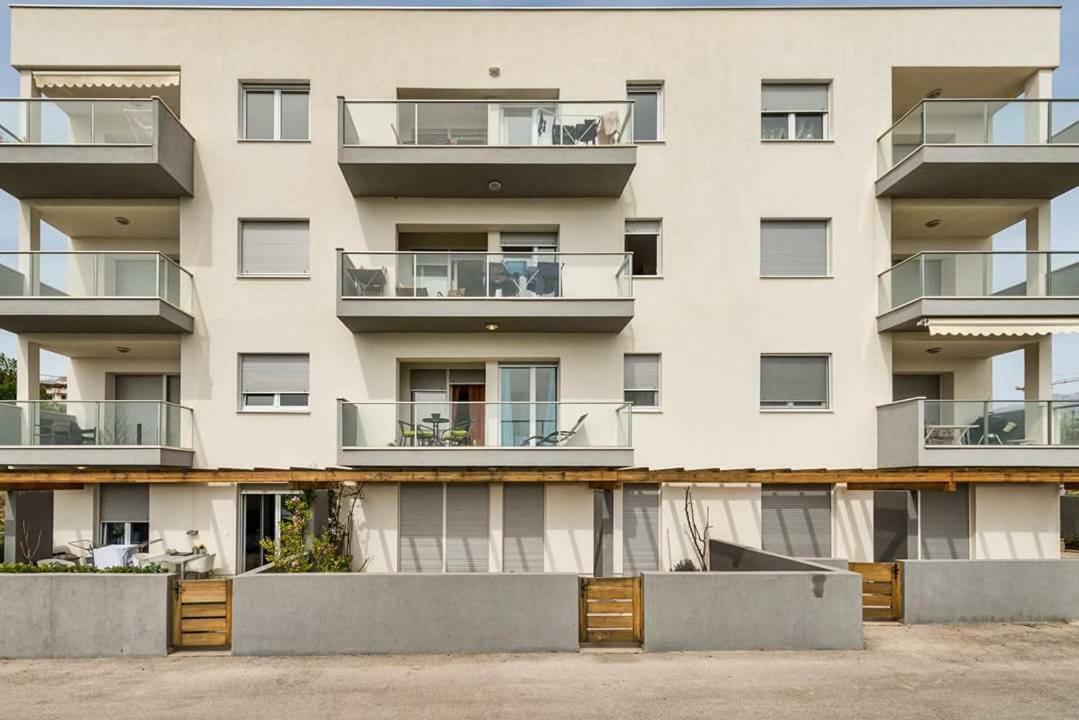 Apartment Alfa Split Exteriör bild